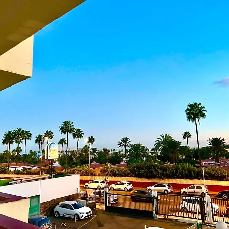 Cozy Near Yumbo Playa del Ingles (Gran Canaria)